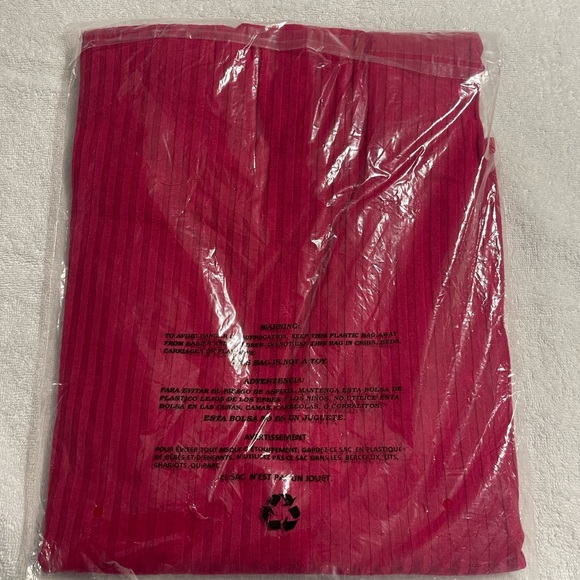 Calvin Klein Jeans Women's Long Sleeve Turtleneck Top - Cerise, Size L, New - Picture 8 of 8